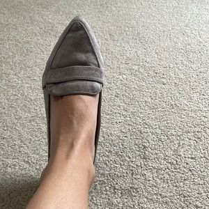 Steve Madden // Grey Suede Flats 6.5